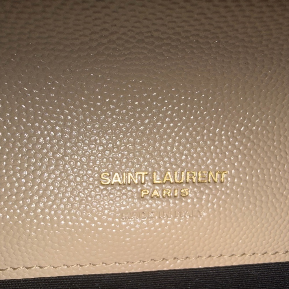 AUTHENTIC Saint Laurent Beige Chevron Quilted Wristlet with Gold YSL Logo - Picture 8 of 11